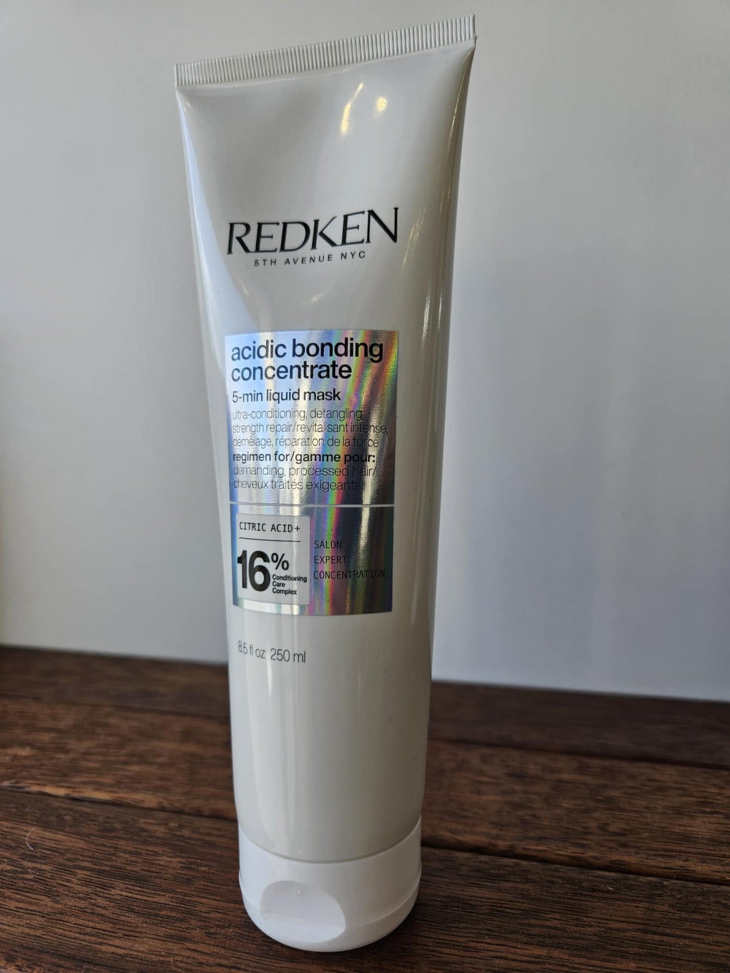 Redken Acidic Bonding Concentrate Ph Sealer 250 mL