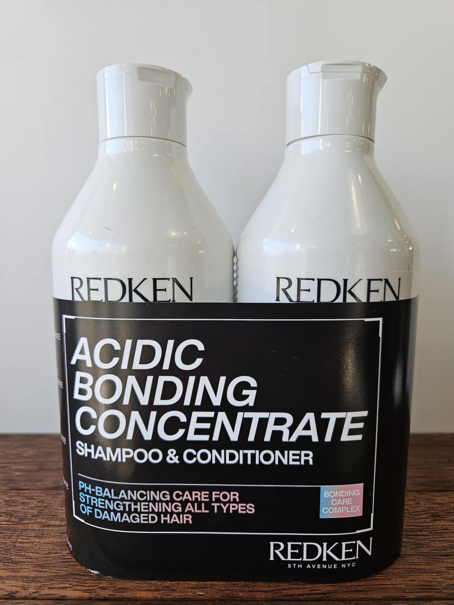 Redken Acid Bonding Concentrate Duo 500ml- Limited edition